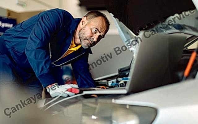 Oto Beyinci Neler Yapar?